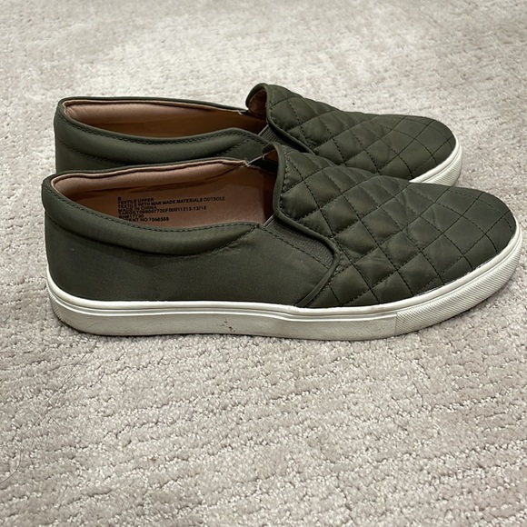 A New Day Quilted Slip On Shoes, Size 8 - Picture 4 of 5